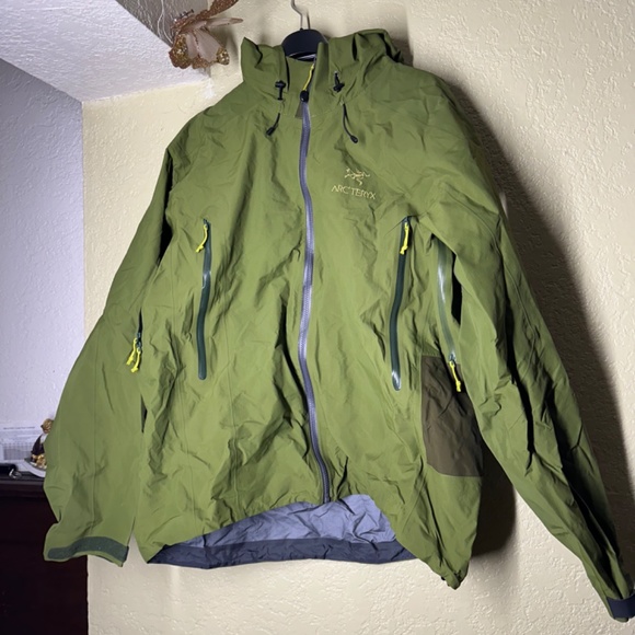 Artery’s jacket - Picture 3 of 11